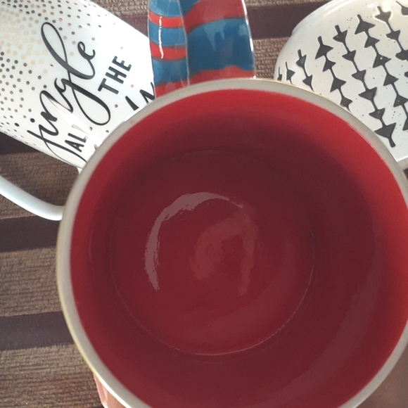 Assorted Mugs Christmas Bundle - Picture 12 of 14